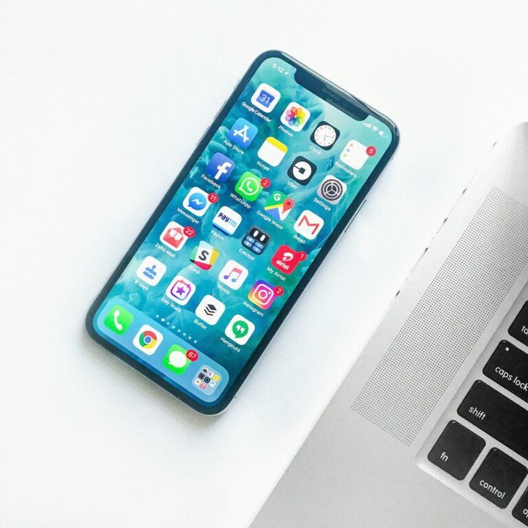 Concept renders highlighting the latest iPhone 18 leaks, showcasing the triple-camera array layout
